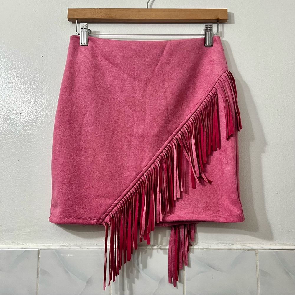 Windsor Small Pink Faux Suede Cowgirl Chic Festival Fringe Western Mini Skirt - Picture 4 of 11
